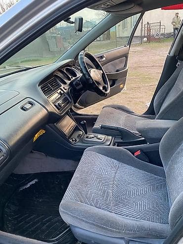 продажа авто хонда акорд: Honda Accord: 2000 г., Автомат, Седан — 2
