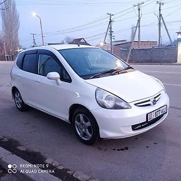 cr v rd5: Honda Fit: 2001 г., 1.3 л, Вариатор, Бензин, Хэтчбэк — 9