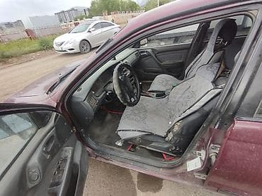 4a fe: Toyota Carina E: 1995 г., Механика, Бензин, Седан — 6