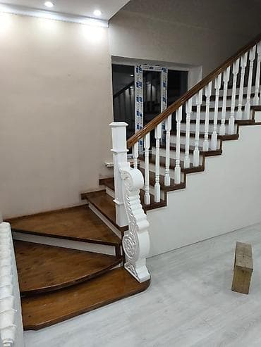 уголник железа: Металлическая лестница Для дома, Форма лестницы: Г-образная — 10