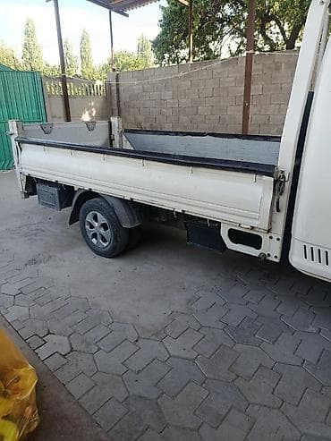 бортово: Hyundai Porter (бортовой малотоннажный грузовик) - Тип кузова — 3