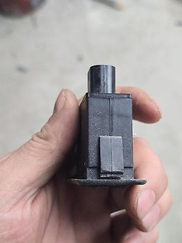 Автохимия: SsangYong Rexton / Санйонг Рекстон — кнопка открывания багажника — 3