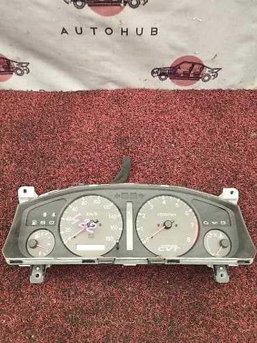 sg 5: Щиток приборов Nissan — 1