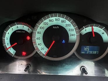cdi 2 7: Toyota Corolla Verso: 2005 г., 1.8 л, Механика, Бензин — 7