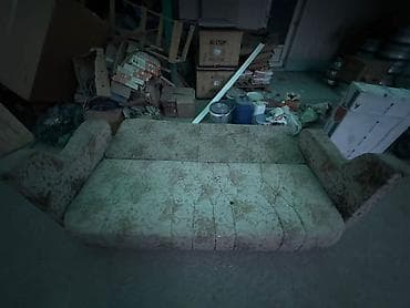 токмок мебел: Түз диван, Колдонулган — 1