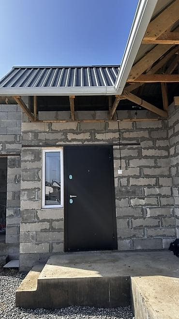 дом матросова: Сдаётся 1-комнатная квартира впервые 📍ул. Калыс-Ордо 13 💰 Аренда: 25 — 6