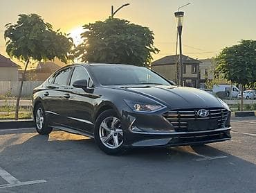 Hyundai Sonata: 2019 г., 2 л, Автомат, Газ, Седан — 1