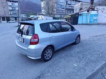 Honda Fit: 2003 г., 1.3 л, Вариатор, Бензин, Хэтчбэк — 3