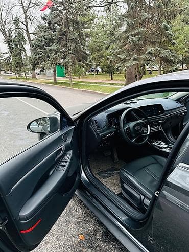 shevrolet volt: Hyundai Sonata: 2021 г., 2 л, Автомат, Газ, Седан — 7