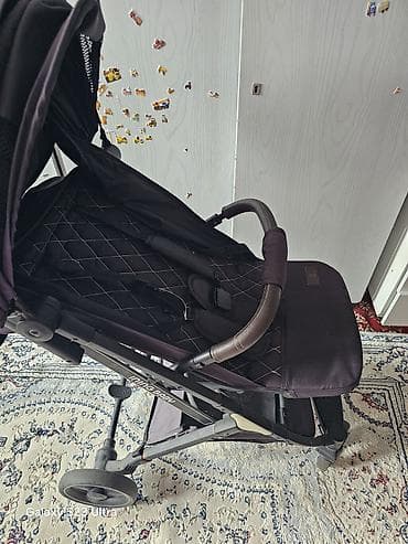 easy walker: Коляска сатылат абалы орто 1000 сом бүктөлөт адрес Баха Гагарина — 4