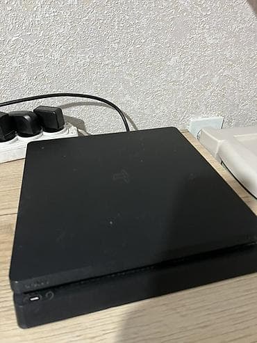 far cry 5: PlayStation 4 Slim (чёрная) — игровая консоль с комплектом аксессуаров — 2