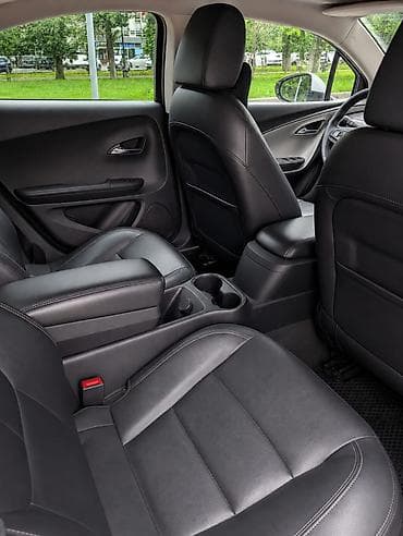 e2 byd: Chevrolet Volt: 2013 г., 1.4 л, Вариатор, Гибрид, Хэтчбэк — 7