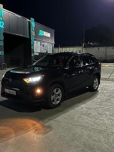 Toyota: Toyota RAV4: 2020 г., 2.5 л, Автомат, Бензин, Кроссовер — 8