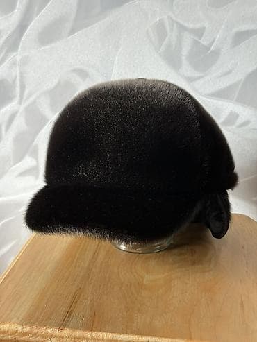 Шымдар: Мужская меховая шапка‑кепка из меха нерпы, цвет — глубокий черный — 4