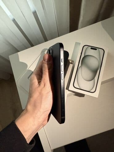 меняю на телефон: IPhone 15, Б/у, 128 ГБ, Jet Black, Защитное стекло, Чехол, Кабель, 89 % — 6