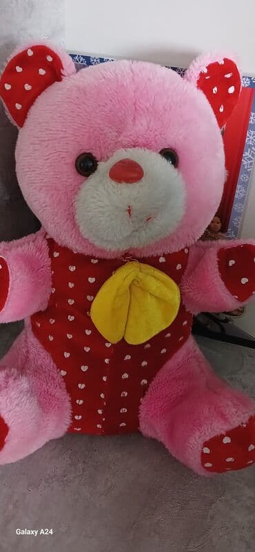 сколько стоит плюшевый медведь: Мягкий плюшевый мишка в розовых и красных тонах. У мишки розовые — 2