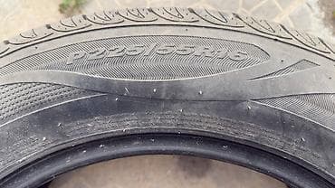r16 215x55: Пара шин 225/55/16 
В отличном состоянии — 2