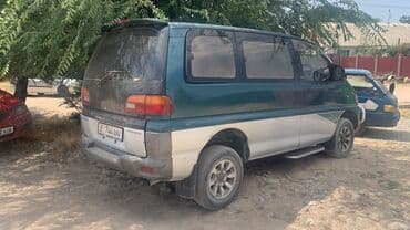 электрический домкрат: Mitsubishi Delica: 1996 г., 2.8 л, Дизель, Минивэн — 4