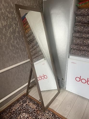 Текстиль: Напольное зеркало в деревянной раме для магазинов одежды - Тип — 1