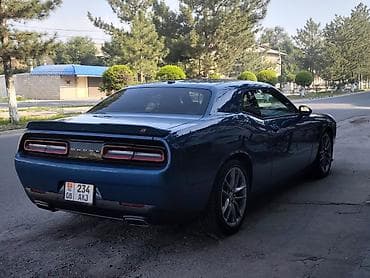 santa fe: Dodge Challenger: 2021 г., 3.6 л, Автомат, Бензин, Купе — 4
