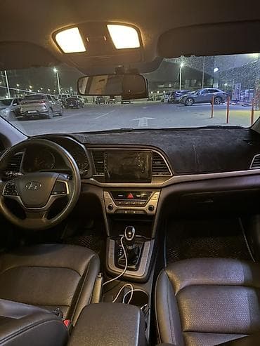 e class: Hyundai Avante: 2018 г., 1.6 л, Автомат, Бензин, Седан — 2