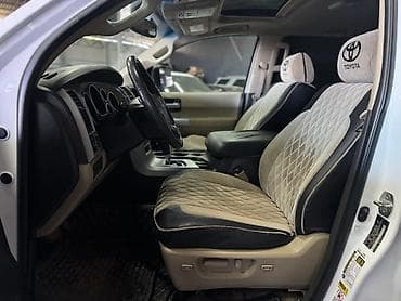 Транспорт: Toyota Sequoia: 2008 г., Автомат, Бензин, Внедорожник — 3