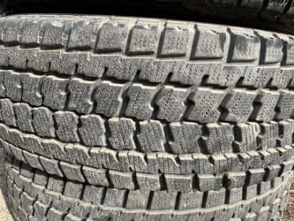 б у набор ключей: Зимние шины без шипов, размер 225/65 R17. Характеристики, видимые на — 5