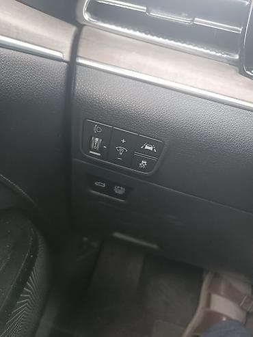 geely galaxy e5: Kia K5: 2020 г., 2 л, Автомат, Гибрид, Седан — 9