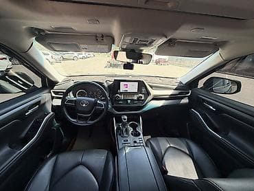 e2 byd: Toyota Highlander: 2023 г., 2.4 л, Автомат, Бензин, Внедорожник — 8