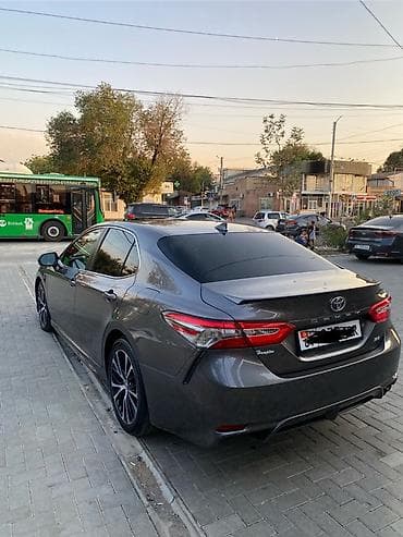 corolla 2004: Toyota Camry: 2019 г., 2.5 л, Автомат, Бензин, Седан — 5
