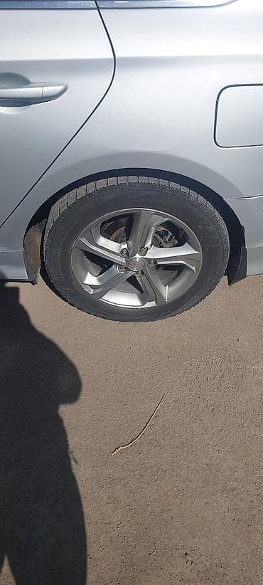 Колеса в сборе 215 / 55 / R 17, Зима, Комплект, Легковые, Литые, отверстий - 5