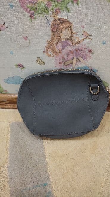 чемодан дорожный бу: Рюкзаки, сумки, б/у но в хорошем состоянии. школьный рюкзак 500 сом — 2