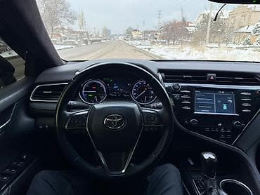 toyota: Toyota Camry: 2018 г., 2.5 л, Автомат, Бензин, Седан — 3