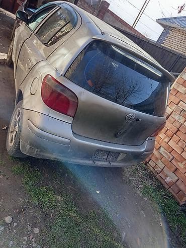 pes 2013: Toyota Yaris: 2003 г., Механика, Хэтчбэк — 3