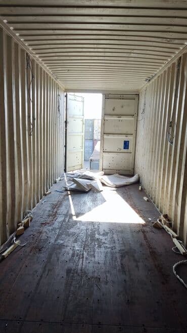 продаю вагончик: Контейнер. Продаю контейнер 40 футов морской длина12,2м 2,9м высота — 9