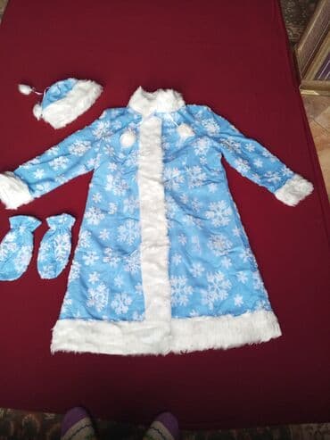 футболные формы: Аренда комплект 5000сом. Цена на продажу 10000 сом. Костюм Деда Мороза — 9