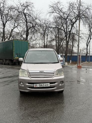 tayota runx: Toyota Noah: 2003 г., 2 л, Автомат, Бензин, Вэн/Минивэн — 1