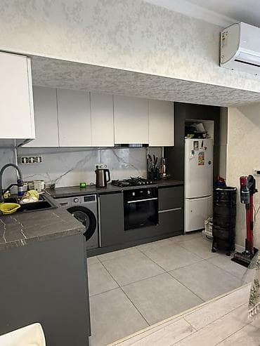 Квартиры: 3 комнаты, 70 м², ул. Московская / Манаса (Белинка) Индивидуалка, 8 этаж, Евроремонт — 3