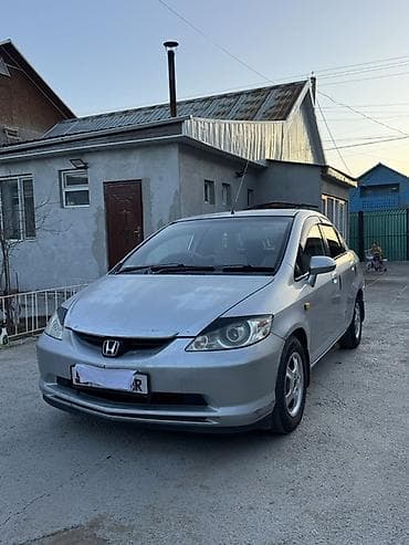 Honda Город: 2003 г., Вариатор, Бензин, Седан