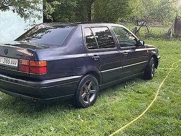 suzuki lets: Volkswagen Vento: 1994 г., Автомат, Бензин — 5