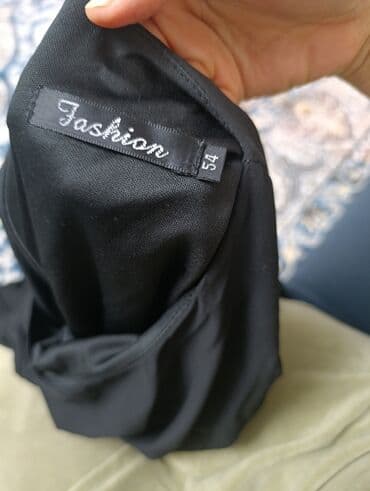 праздничные платья больших размеров для полных женщин: Вечернее черное платье в пол - Фасон: свободный, с акцентом на линию — 9