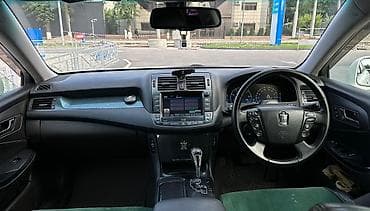 corolla runx: Toyota Crown: 2010 г., Автомат, Гибрид, Седан — 5