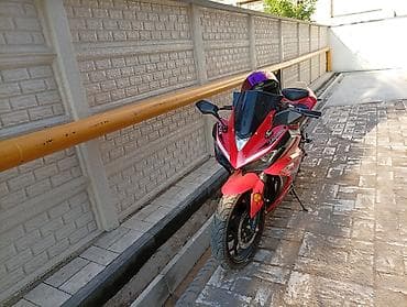 мотор скупка: Спортивный мотоцикл в стиле спортбайк, красный цвет с графикой «46» — 5