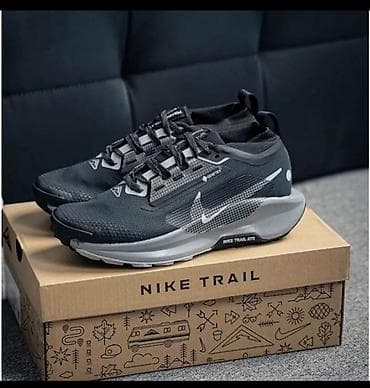 Мужские кроссовки, 42, Nike, Новый, цвет - Черный, Самовывоз, Платная доставка at lalafo.kg Мужские кроссовки, 42, Nike, Новый, цвет - Черный, Самовывоз, Платная доставка