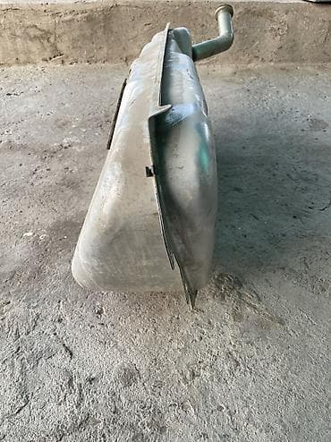 Чыпкалар: Күйүүчү май багы Mercedes-Benz — 2