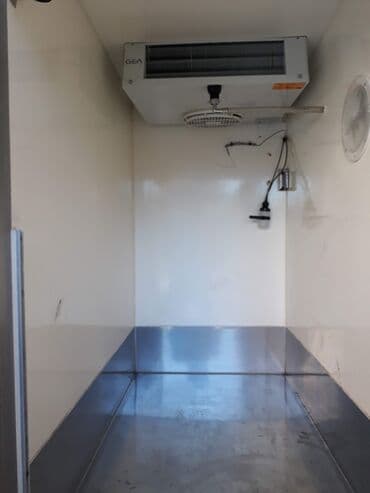 будка рефрижератор: Продаю два холодильных блока(внутренние размеры на фото).Производства — 2