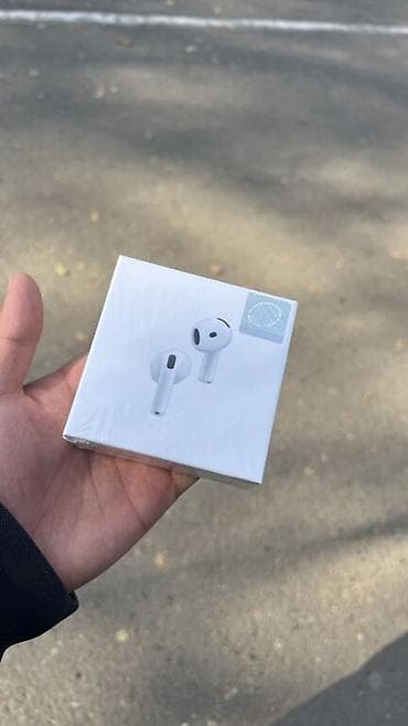 Беспроводные наушники Apple AirPods Pro (в коробке) чехол в подарок