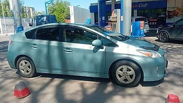 Продажа авто: Toyota Prius: 2015 г., 1.8 л, Автомат, Гибрид, Хэтчбэк — 5