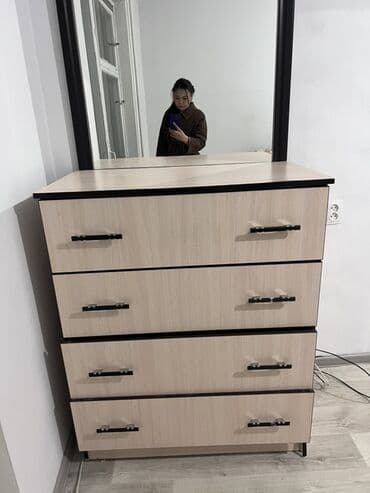 Комод для одежды, С зеркалом, ЛДСП