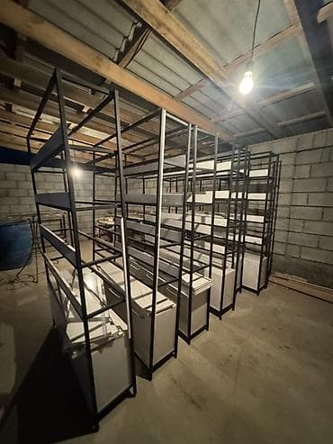 напольная полка: Торговые стеллажи с металлическим каркасом и нижними тумбами — 4
